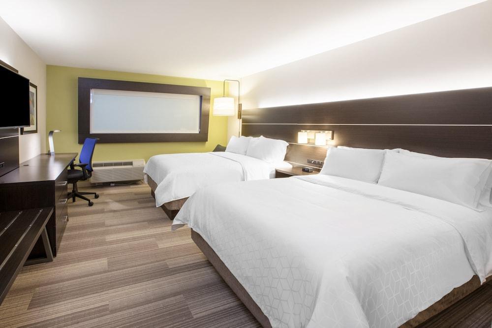 Holiday Inn Express & Suites - Milwaukee - Brookfield By Ihg Exteriér fotografie